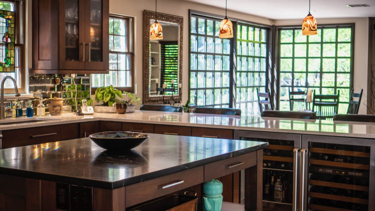 How to Use a Lighting Control System to Enhance Your Daily Life
